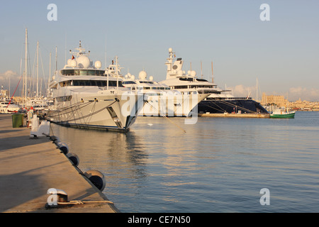 Superyachts and megayachts in Club de Mar, Palma de Mallorca / Majorca, Balearic Islands, Spain. Stock Photo
