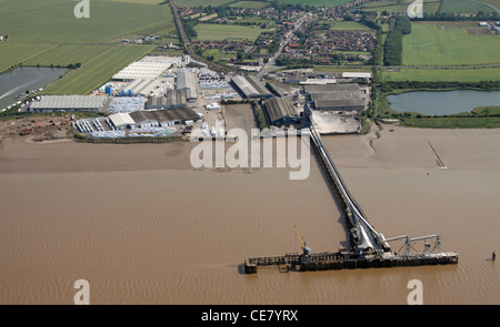 Aerial photograph of The HES Humber Bulk Terminal at New Holland, Barrow-upon-Humber, North Lincolnshire DN19 7RR Stock Photo
