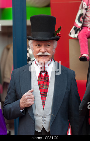 Christmas Caroling in Santa Barbara California, at Paseo Nuevo Shopping mall Stock Photo