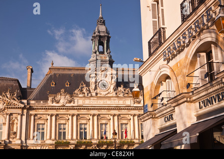 The facade of the Hotel de Ville or town hall in Tours, France. It was designed by Victor Laloux. Stock Photo