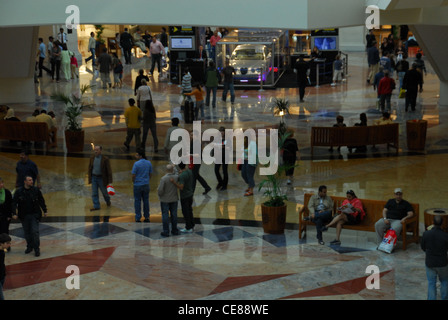 The scene at the Mall of the Emirates, one of Dubai's largest and most modern shopping centers, that includes the Ski Mall. Stock Photo