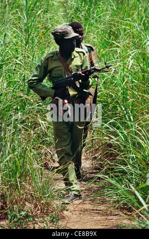 Southern People's Liberation army soldiers on alert for an ambush in South Sudan, Africa in 1997 Stock Photo