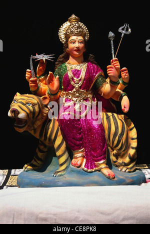 MMN 81292 : idol of indian Goddess Durga sitting on tiger mumbai bombay maharashtra india Stock Photo