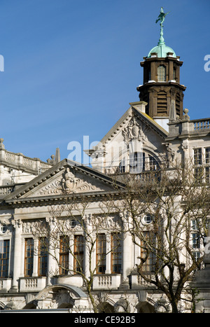 Cardiff University Building, Cathays Park, Cardiff, South Wales, UK. Stock Photo