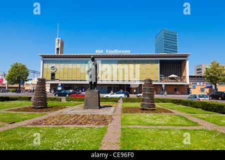 Railway station in Eindhoven with the statue of Anton Philips, co-founder of Royal Philips Electronics N.V. Stock Photo