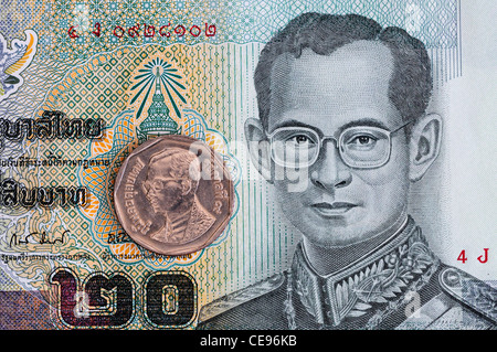 20 Thai Baht Banknote and 5 Baht Coin Stock Photo