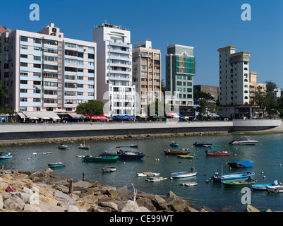 dh  STANLEY HONG KONG Stanley Bay promenade sampan and small motor boats anchorage waterfront apartments flats housing apartment Stock Photo