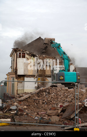 Residential Property A house being demolished in Gladstone Road, Liverpool, Merseyside,  L7 1 Stock Photo
