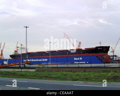 The bulk carrier King Coal docked at the Lloyd shipyard in Bremerhaven, Germany Stock Photo