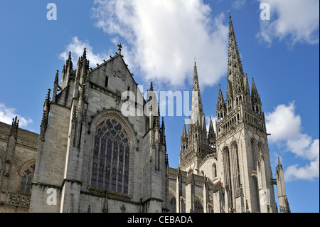 The Gothic Quimper cathedral / Cathédrale Saint-Corentin de Quimper, Finistère, Brittany, France Stock Photo