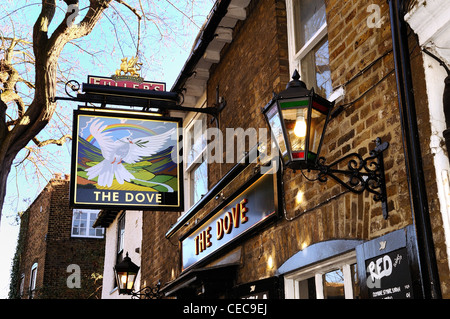 Exterior of 'The Dove' riverside pub ,Hammersmith, London Stock Photo