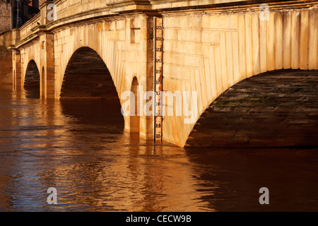 Bridge over the flooded River Ouse at York, showing the depth of water. Yorkshire, England, UK Stock Photo