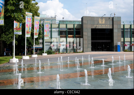 Fountain in University Square between Coventry University's Alan Berry Building and Coventry Cathedral, West Midlands, England Stock Photo