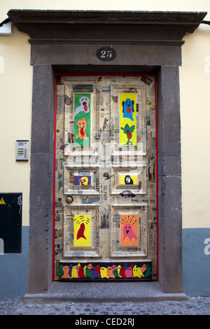 Funchal Old Town Painted Doors on Rua de Santa Maria Door 25 Elias Homen Gouveia de Zona Historica do Funchal Portas com Arte Doors with Art, Madeira Stock Photo