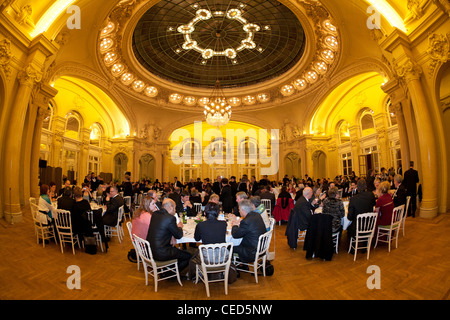 A reception in the Berlioz lounge of the Vichy Opera (Convention Centre). Réception dans le salon Berlioz de l'opéra de Vichy. Stock Photo