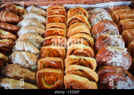 England, London, Southwark, Borough Market, Bakery, Pastry Display Stock Photo