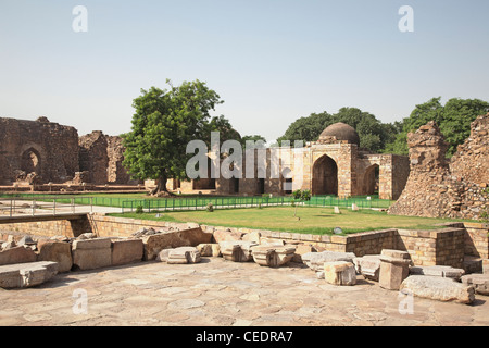 India, Delhi, Mehrauli, Qutb Complex, Alauddin Khilji Tomb and Madrasa Stock Photo