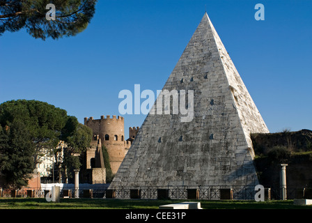 Caius Cestius's Pyramid seen from Non-Catholic Cemetery, Rome, Latium, Italy Stock Photo