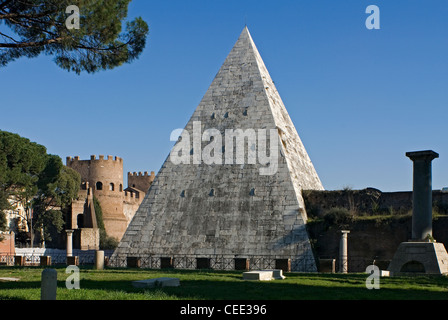 Caius Cestius's Pyramid seen from Non-Catholic Cemetery, Rome, Latium, Italy Stock Photo