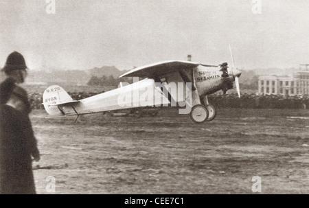 Charles Lindbergh landing at Croyden, England in 1927 in his plane Spirit of St. Louis. Stock Photo