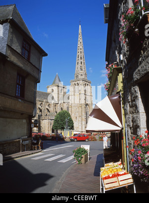 Cathedral St Tugdual, Tréguier, Côtes-d'Armor, Brittany, France Stock Photo