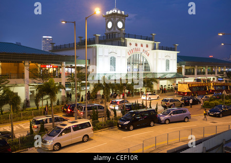 dh Central Pier CENTRAL HONG KONG Evening Star Ferry pier Central terminal Stock Photo