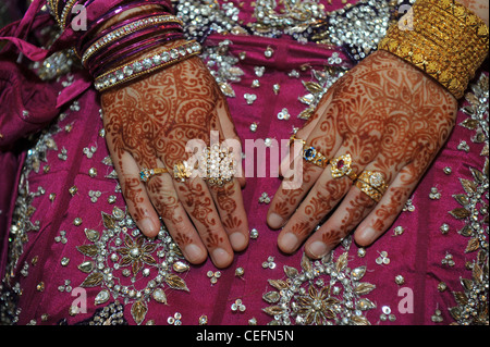 A Pakistani bride prepares for her wedding day Bradford UK Stock Photo