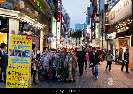 Streets stalls selling various fashion items in the evening in the popular shopping district of Myeongdong in Seoul, Korea Stock Photo