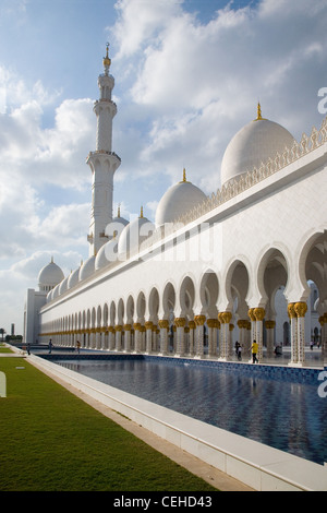 The Sheikh Zayed Grand Mosque in Abu Dhabi, UAE Stock Photo