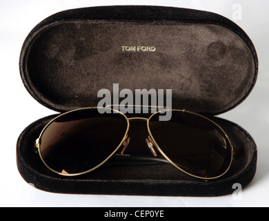 tom ford mens aviator sunglasses