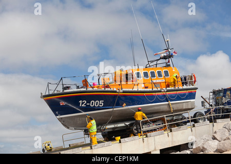 rnli life boat crew royal national lifeboat institute prepare preparation clean boat ship rescue Stock Photo