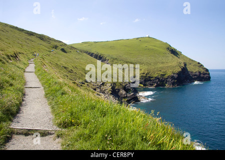 Footpath from Boscastle Harbour leading to the NCI Boscastle Lookout station (Willapark Lookout) on top of the ridge. Stock Photo