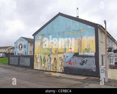 sectarian mural in loyalist shankill in belfast northern ireland Stock Photo