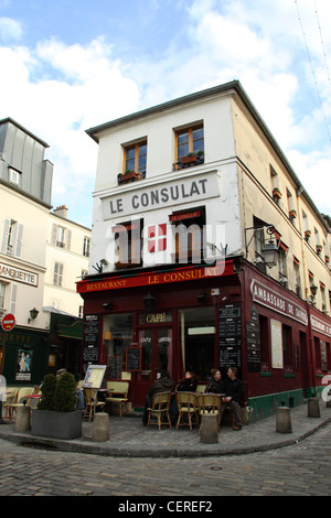 Restaurant Le Consulat, Rue St. Rustique, Montmartre, Paris, France Stock Photo