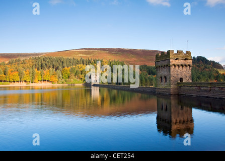 Derwent  Dam reflected in Derwent Reservoir in the Upper Derwent Valley in the Peak District National Park. Stock Photo