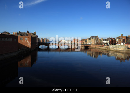 River Ayr with the New Bridge (built 1878) with the new river frontage high quality housing developments behind the New Bridge Stock Photo