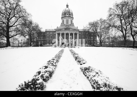 Imperial War Museum grounds in London Stock Photo - Alamy