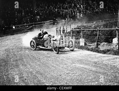 Raymond Mays in 1925 AC Supercharged Stock Photo - Alamy