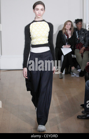 JW Anderson London Ready to Wear Autumn Winter 2011 2012 Fashion