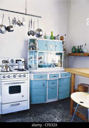 Interior of kitchen in 1950s style Stock Photo - Alamy