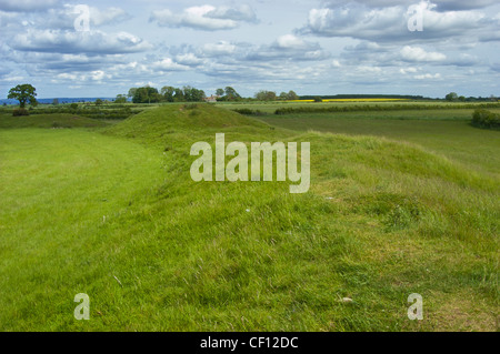 Thornborough henge, a burial grounds and settlements thought to have been part of the Neolithic and Bronze Age of England Stock Photo