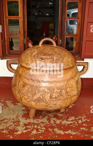 Crafts Zafimaniry in Ambositra, Madagascar Stock Photo