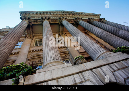 Mansion House, built between 1739 and 1752, is the official residence of the Lord Mayor of the City of London. Stock Photo