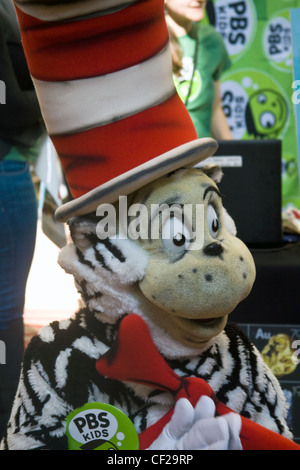 Dr Seuss's 'The Cat in the Hat' character visiting 'Discover Engineering Family Day' at National Building Museum Washington DC Stock Photo