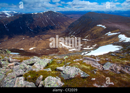 Looking down on the River Dee and the Lairig Ghru from Coire Odhar in the Cairngorms National Park. Stock Photo