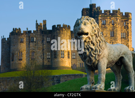 Alnwick castle viewed from Lion Bridge. Alnwick castle is one of the finest medieval castles to be found in England. Often refer Stock Photo