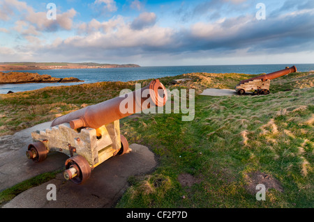 Cannons at King's Mound, a fort erected by Protector Somerset in 1547, overlooking Eyemouth Harbour. Stock Photo