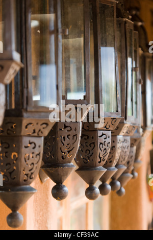 Malagasy craft tin in Antananarivo, Madagascar Stock Photo