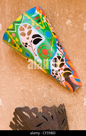 Malagasy craft tin in Antananarivo, Madagascar Stock Photo