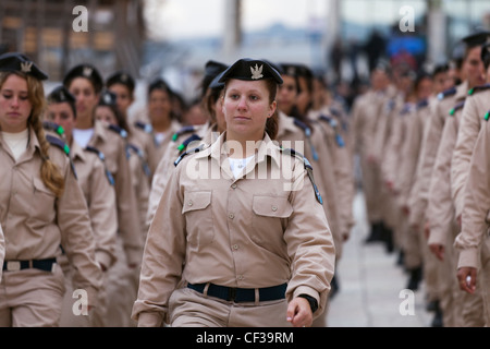 Israel,Jerusalem,Wailing Wall, women soldiers on parade Stock Photo